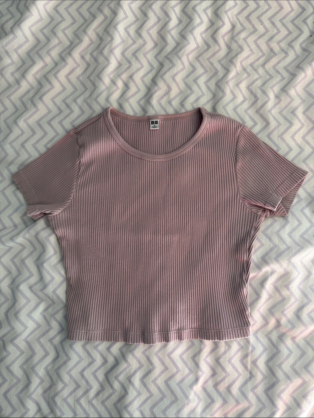 3/$25 Uniqlo Ribbed Short Sleeve Crop Top - Dusty Pink